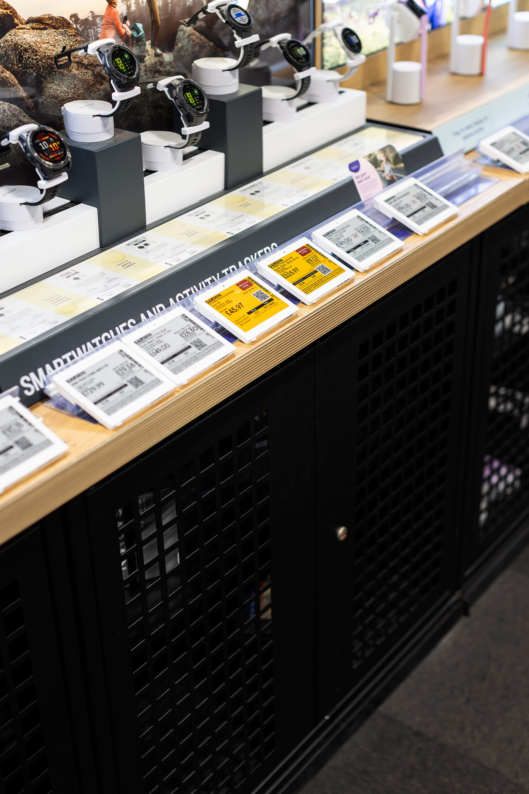ESL-Holders_Currys-Harlow_UK_2026_019.jpg