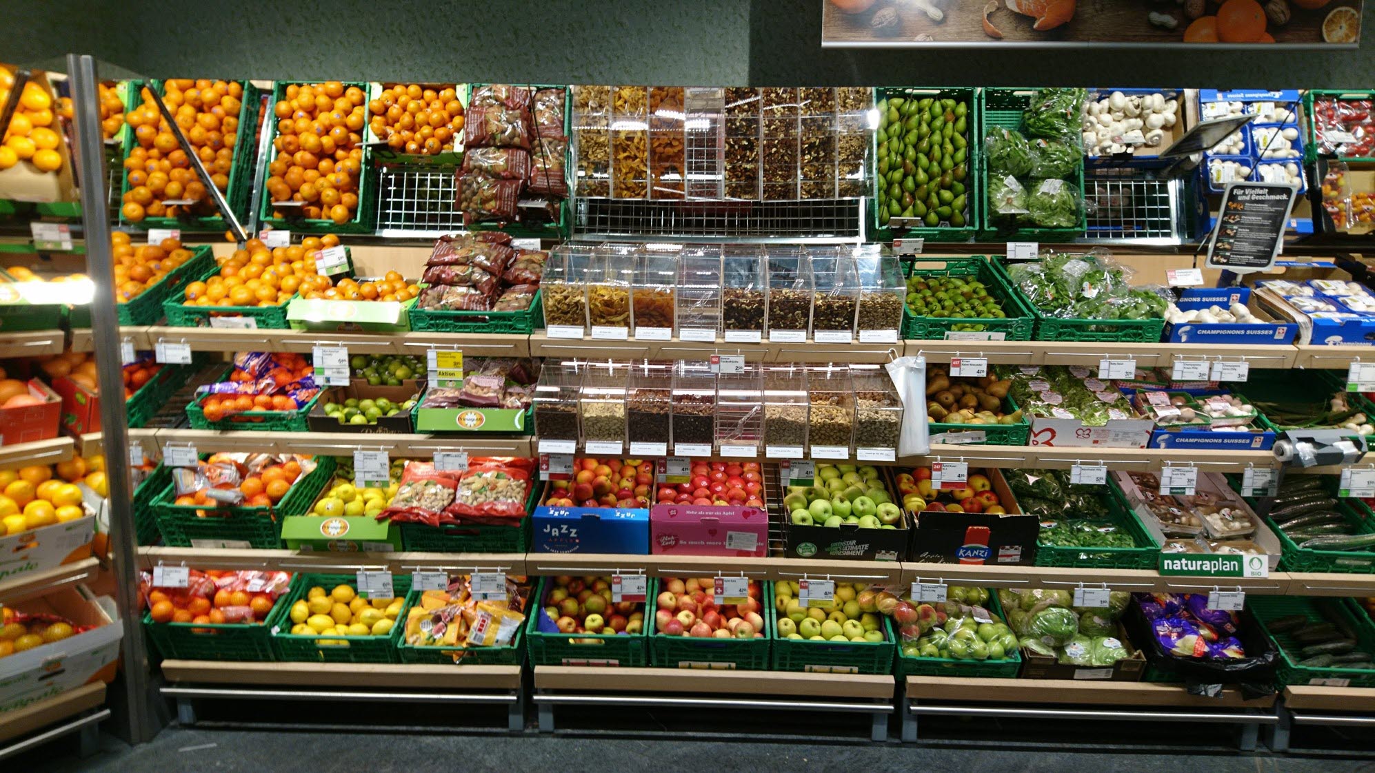 Coop_Switzerland_Bulk-Bins_HL-Display_Fresh_2.jpg Coop_Switzerland_Bulk-Bins_HL-Display_Fresh_2.jpg