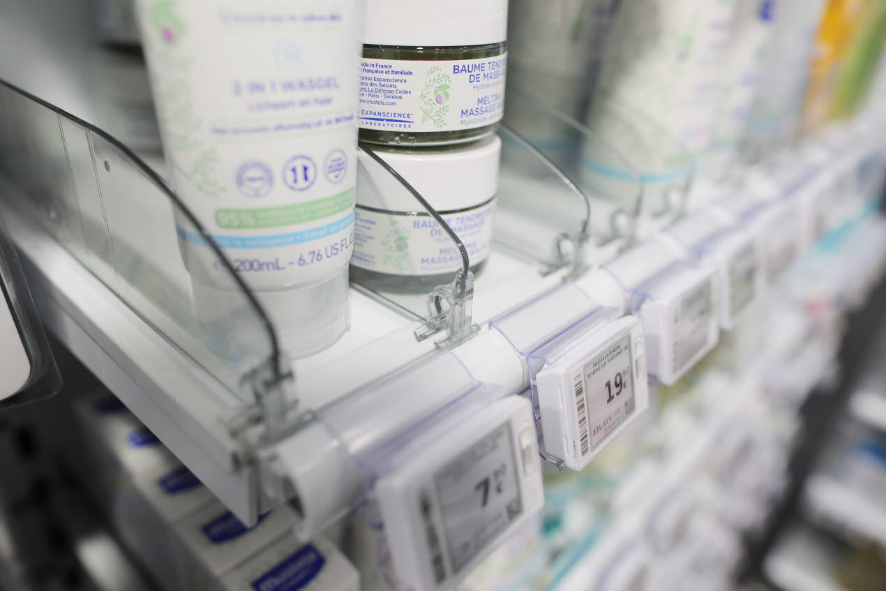 Separateurs etageres pharmacie.jpg Separateurs etageres pharmacie.jpg