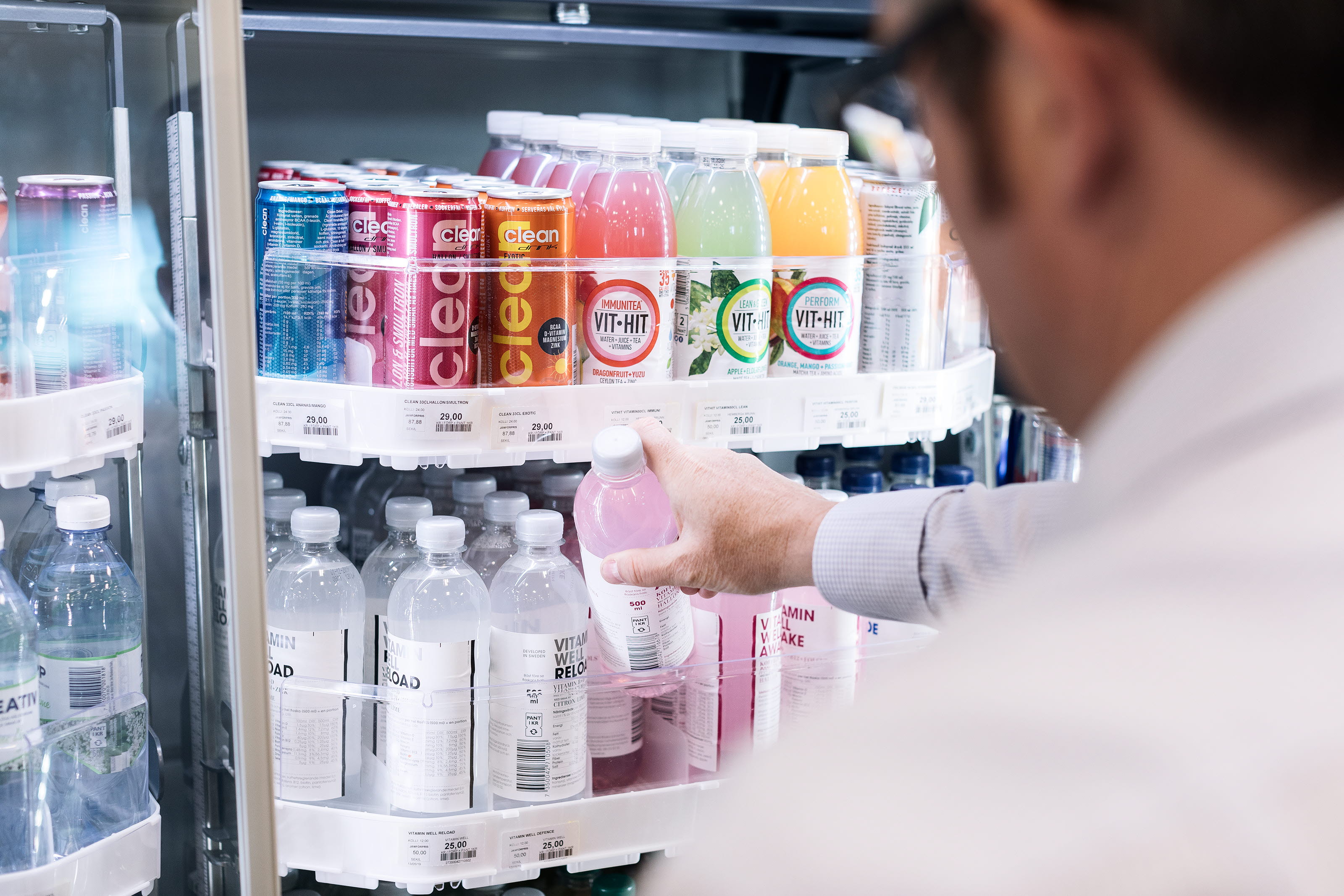 CIRCLE-K_ROTOSHELF_JarvaKrog_Sweden_HL-Display_2019_011.jpg CIRCLE-K_ROTOSHELF_JarvaKrog_Sweden_HL-Display_2019_011.jpg