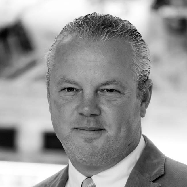 Kristof-Hennion_B&W.jpg Kristof-Hennion_B&W.jpg
