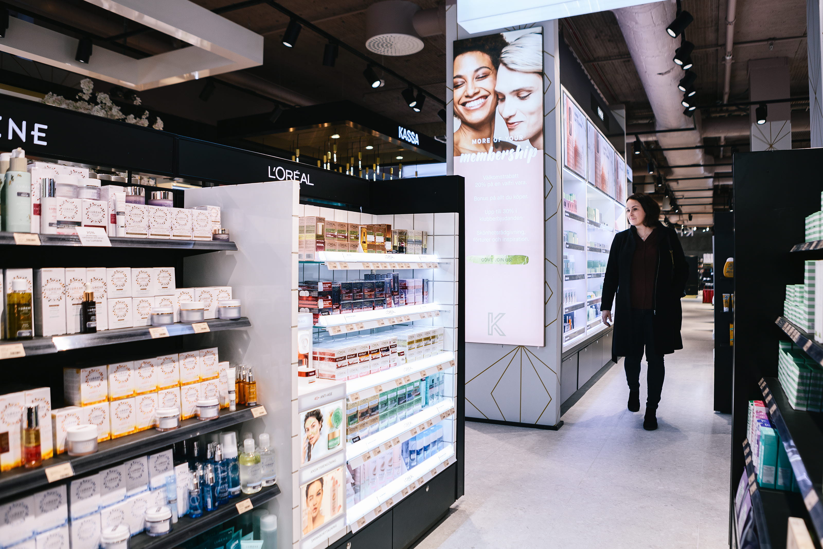 Loreal-Kicks-Gallerian-Stockholm-2018_013.jpg Loreal-Kicks-Gallerian-Stockholm-2018_013.jpg